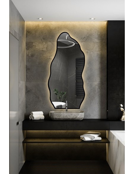 Organisch geformter Spiegel in Rahmen mit Beleuchtung - AURO IM LED-RAHMEN 2