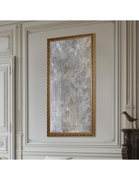 Luxuriöser Wandspiegel in ornamentiertem Rahmen mit gealterter Spiegelfläche – GUSTAV SILVER