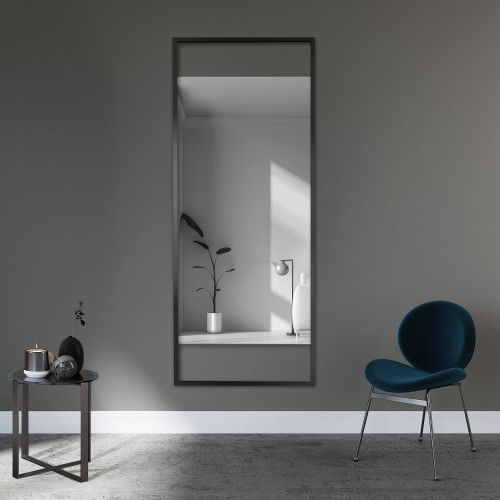 Spiegel mit schwarzem Rahmen mit je Freiraum oben und... 2