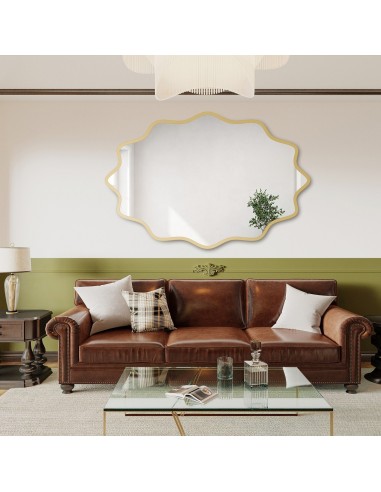 Elliptischer Spiegel im wellenförmigen...