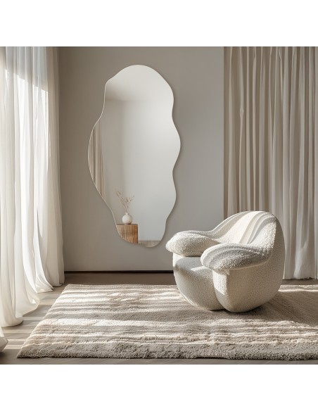 Dekorativer Spiegel in organischer Form - LOLIT