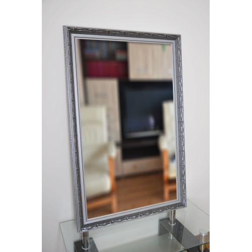 Spiegel mit silberfarbener Rahmenornamentik - 8001001 2