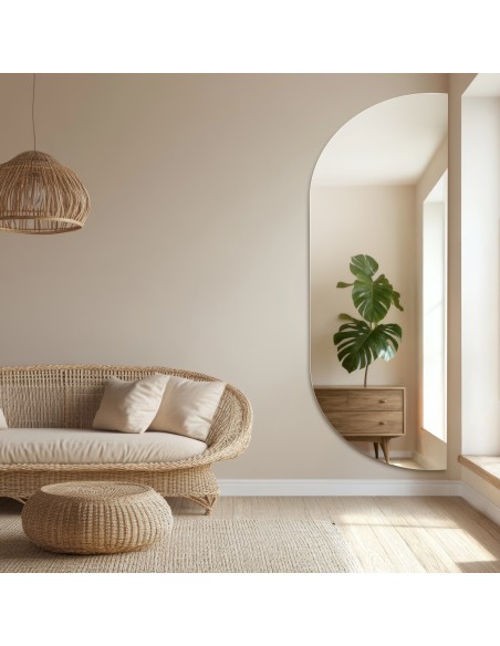 Spiegel mit unregelmäßiger Form – NOE