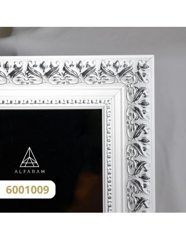 Spiegel mit reicher Rahmenornamentik - 6001 -...