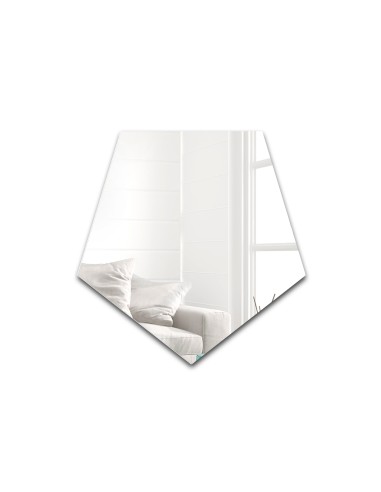 Spiegel in geometrischer Form – PENTA