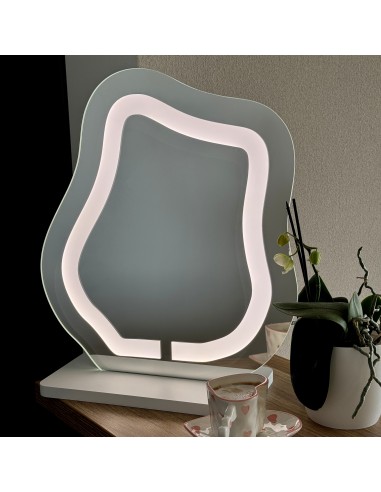 Kosmetikspiegel mit sandgestrahlter Beleuchtung...