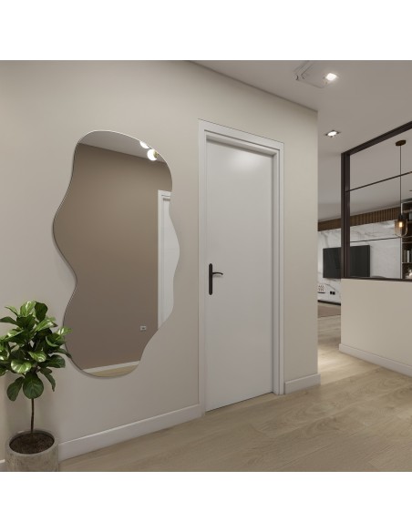 Spiegel mit organischer Form – VERALUCE