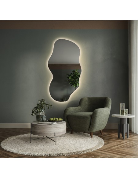 Spiegel in organischer Form mit Beleuchtung – VERALUCE LED