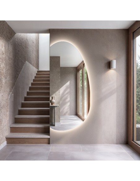 Spiegel in organischer Form mit LED-Beleuchtung – TURMALIN LED