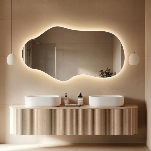 Asymmetrischer Spiegel mit Beleuchtung – MELODY LED