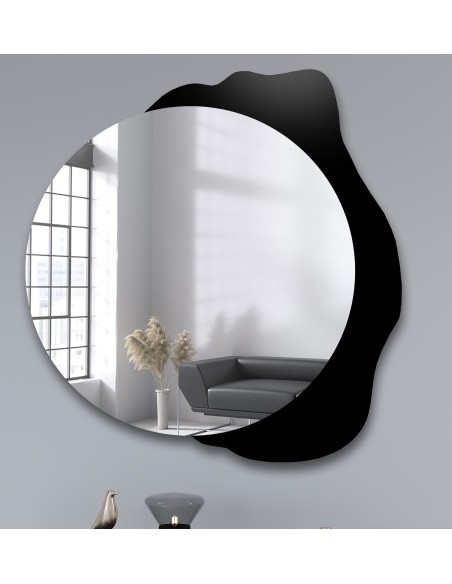 Dekorativer runder Spiegel auf schwarzem Fleck - PLAMKO