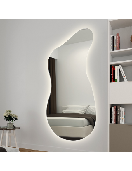 Spiegel mit organischer Form und Beleuchtung - ANGELIT II LED
