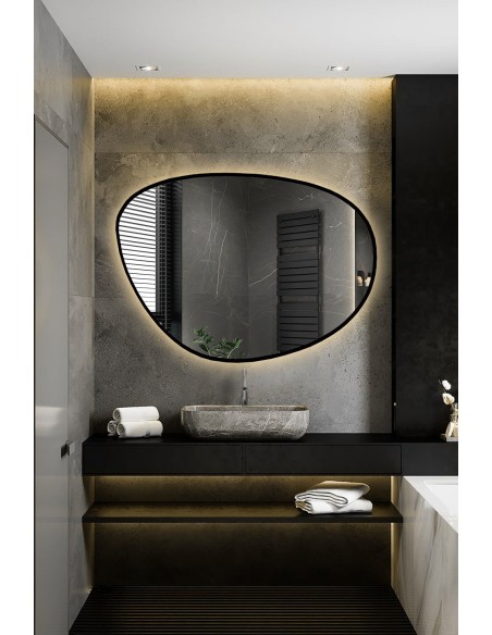 Unregelmäßig geformter Spiegel in einem Rahmen mit Beleuchtung - AGAT IM LED-RAHMEN