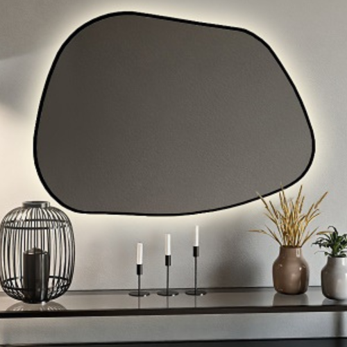 Organisch geformter Spiegel mit Beleuchtung - BAZALT IM... 2