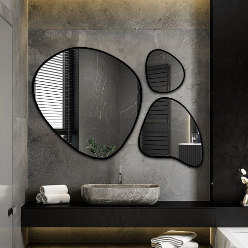 Set aus drei organisch geformten Spiegeln im Rahmen -...