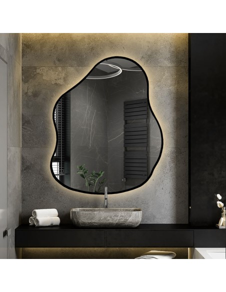 Spiegel in organischer Form im Rahmen mit Beleuchtung - STONE IM LED-RAHMEN