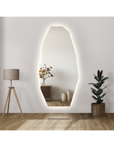Dekorativer Spiegel mit scharfer, organischer Form und LED-Beleuchtung - PIRYT LED