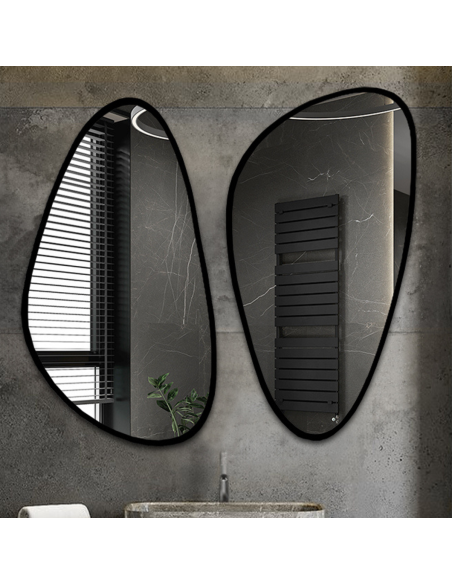 Satz von zwei unregelmäßigen Spiegeln im Rahmen - SELENIT IM RAHMEN