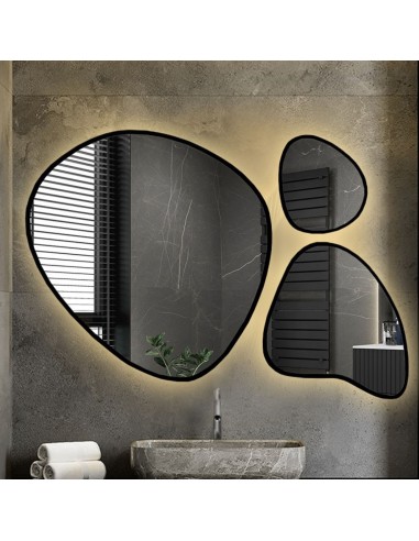 Satz von drei organischen Spiegeln in einem...